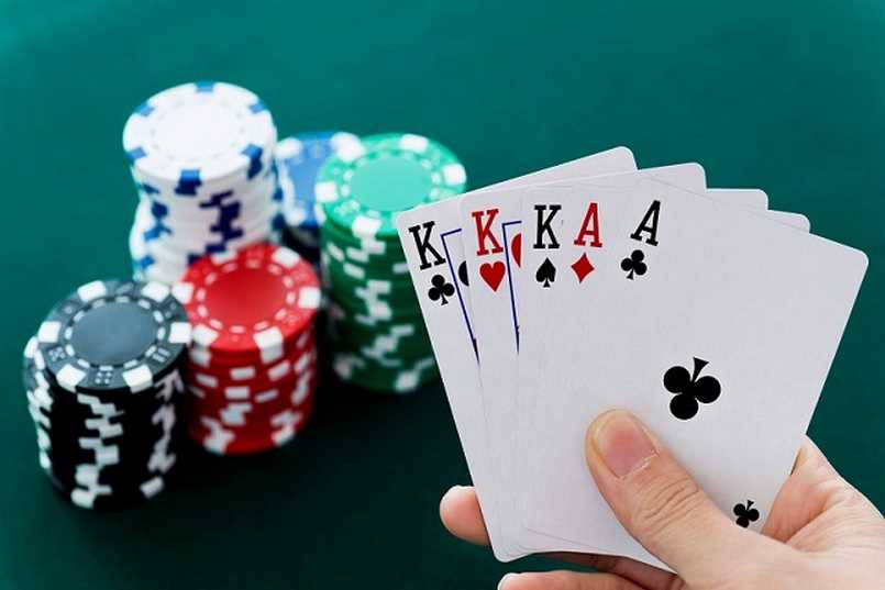 Tựa game Poker siêu hot với kèo cược vô cùng giá trị